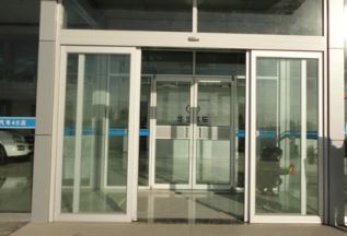 自動(dòng)門(mén)是如何感應(yīng)人進(jìn)出的