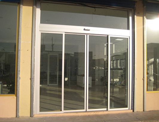 自動(dòng)門維護(hù)保養(yǎng)的周期是多久